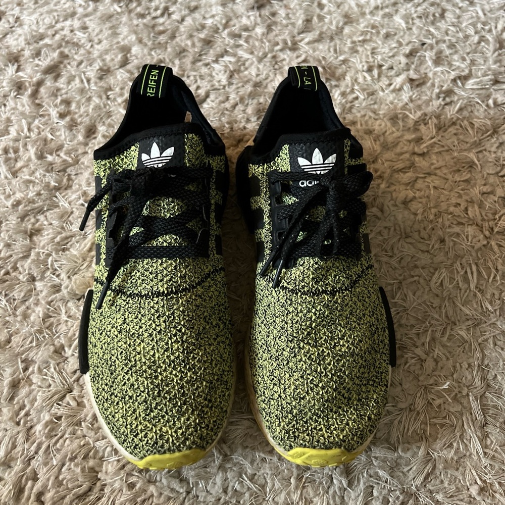 Adidas Originals NMD_R1 Black/Yellow/White Athletic Shoe Men's Size 8.5